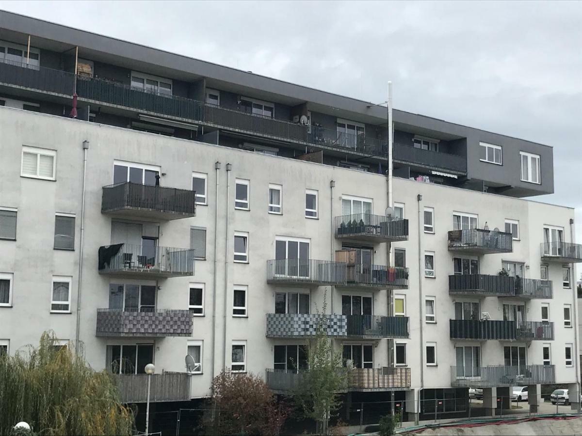 Kmheim, Cozy 103M2 Apartment, With 3 Bedroom And Covered Free Parking Place, Close To City Center Graz Dış mekan fotoğraf